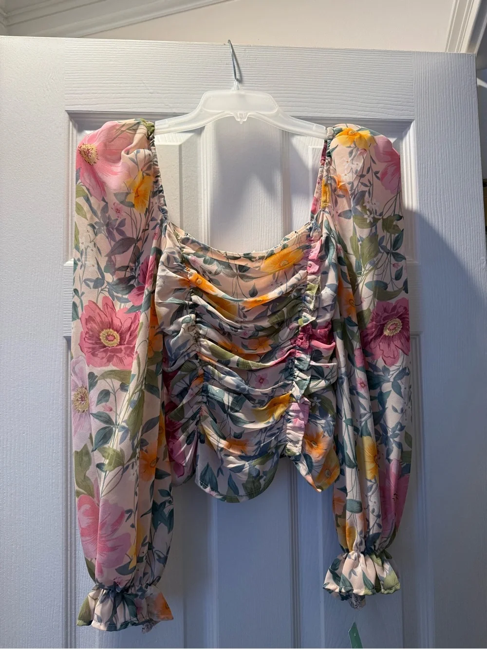 Astr Pink & Yellow Floral Ruched Puff-Sleeve Crop Top